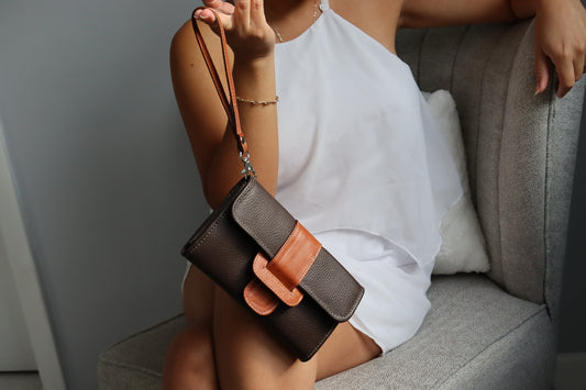 Cocoa Cove - Wristlet Wallet